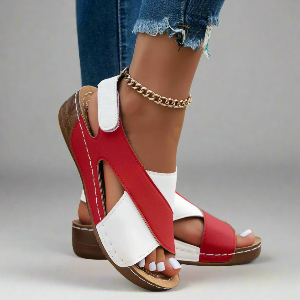 Alwine | Elegante Sandálias Wedge de Material Premium