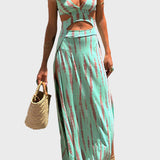 Vestido Confortável com Cut-Out