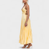 Aby - Vestido maxi amarelo plissado com decote em V